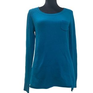Take Out Teal Long Sleeve Lightweight Jewel Neckline Top Left Side Pocket Size L